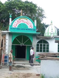 The entrance to the Dargah which is still under construction.