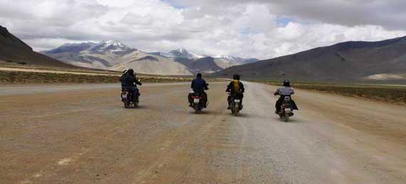 motor-biking-expedition-ladakh