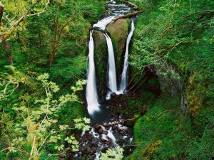 triple-falls-columbia-river-gorge-oregon