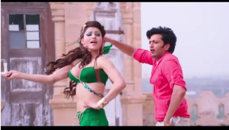 Remakes of old songs is the new Bollywood trend