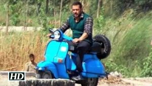 Watch Salman Driving A Scooter During Sultan Shooting In UP