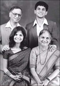 SUDHA MURTHY