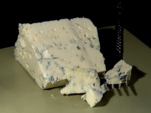 TOP 10 BEST CHEESES OF THE WORLD