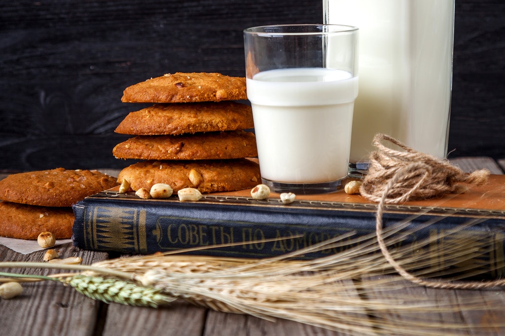 milk with baked cookies.