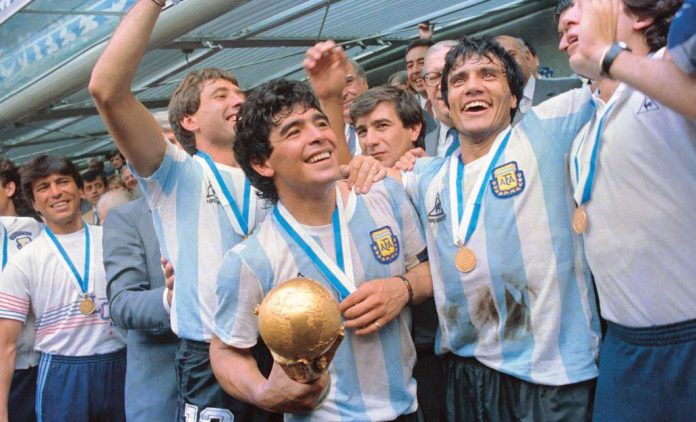 Diego Maradona: El Dios