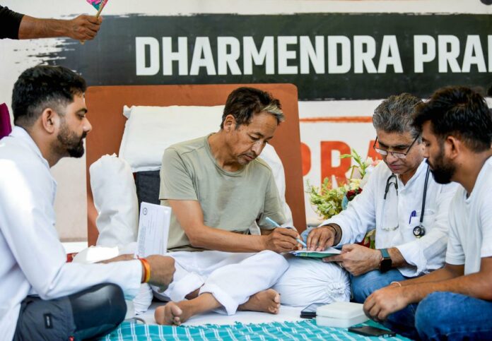 Sonam Wangchuk's Hunger Strike | Photo Credit : ANI